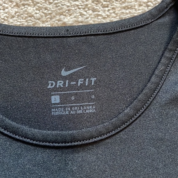 Nike Women’s Dri Fit Tank Size Large - Picture 2 of 3